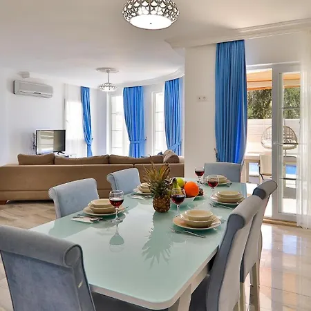 5 Bedroom With Seaviews Villa Kalkan