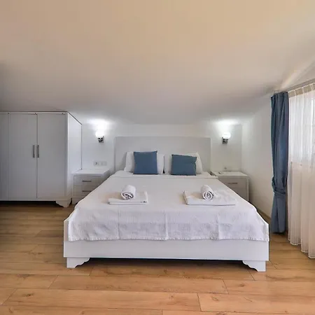 5 Bedroom With Seaviews * Kalkan