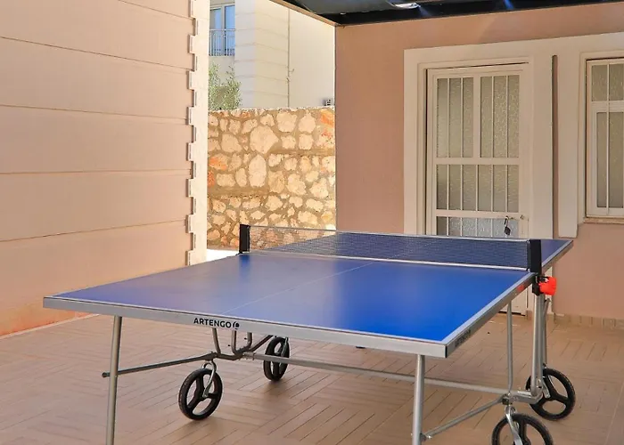 5 Bedroom With Seaviews Вилла Калкан