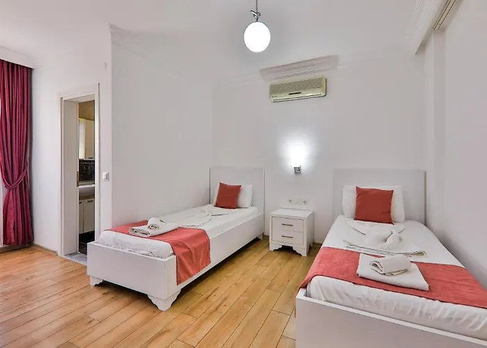 5 Bedroom With Seaviews *