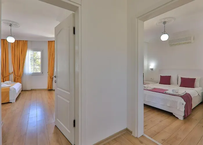 5 Bedroom With Seaviews Калкан