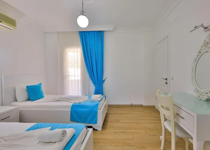 5 Bedroom With Seaviews * Калкан