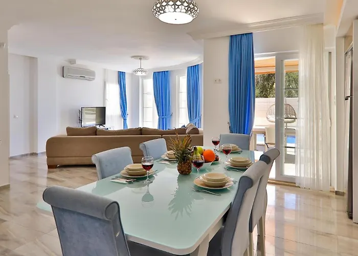 5 Bedroom With Seaviews Вилла Калкан