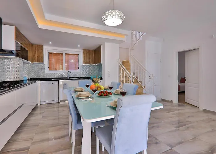 Вилла 5 Bedroom With Seaviews Калкан