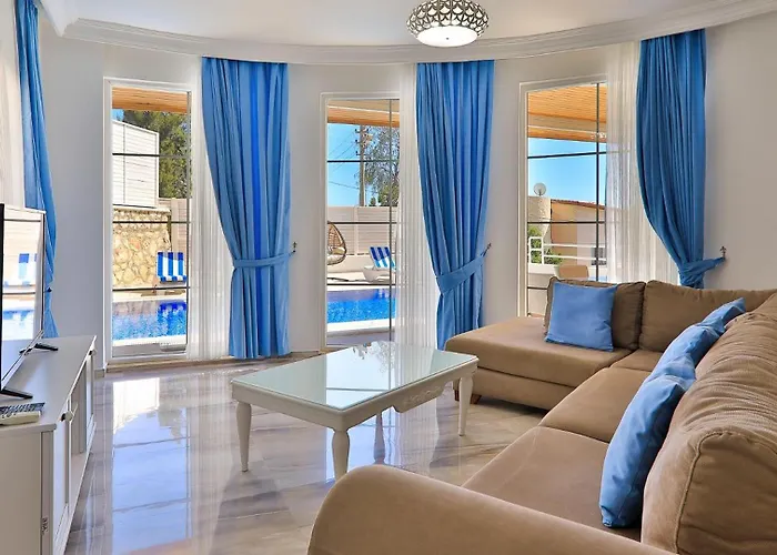 5 Bedroom With Seaviews Калкан