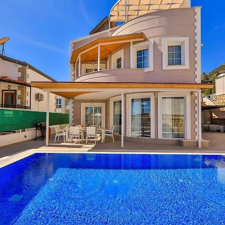 Villa 5 Bedroom With Seaviews *
